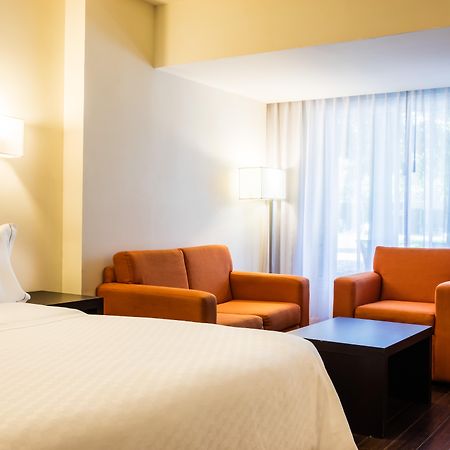 Fiesta Inn San Luis Potosi Glorieta Juarez Zewnętrze zdjęcie